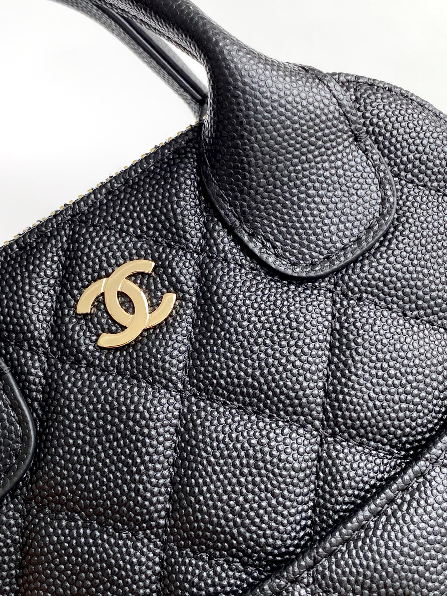 CC 25A Clutch With Chain 18cm Black Grained Calfskin