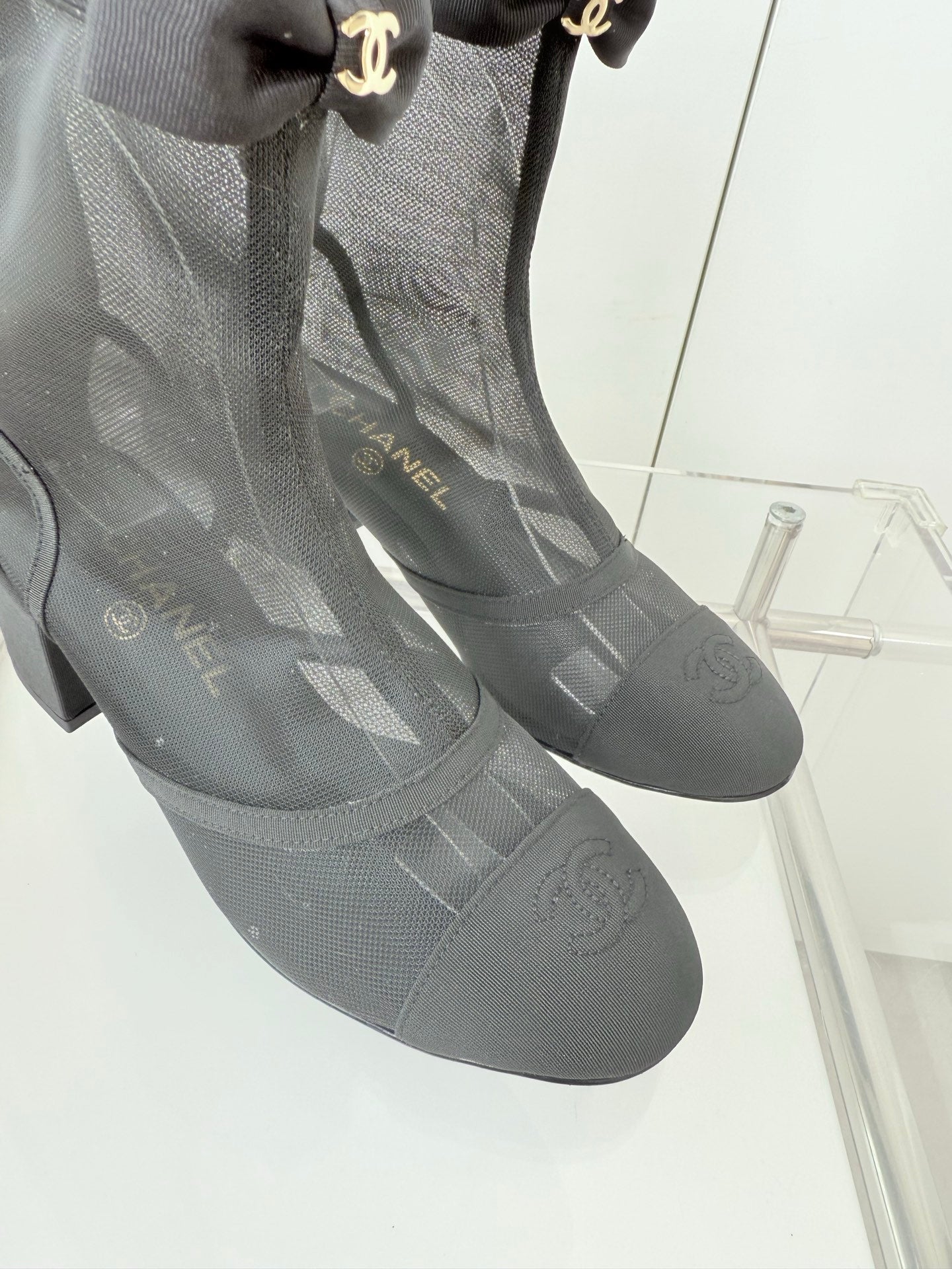 CC 25 Short Boot Black Mesh Fabric 411468