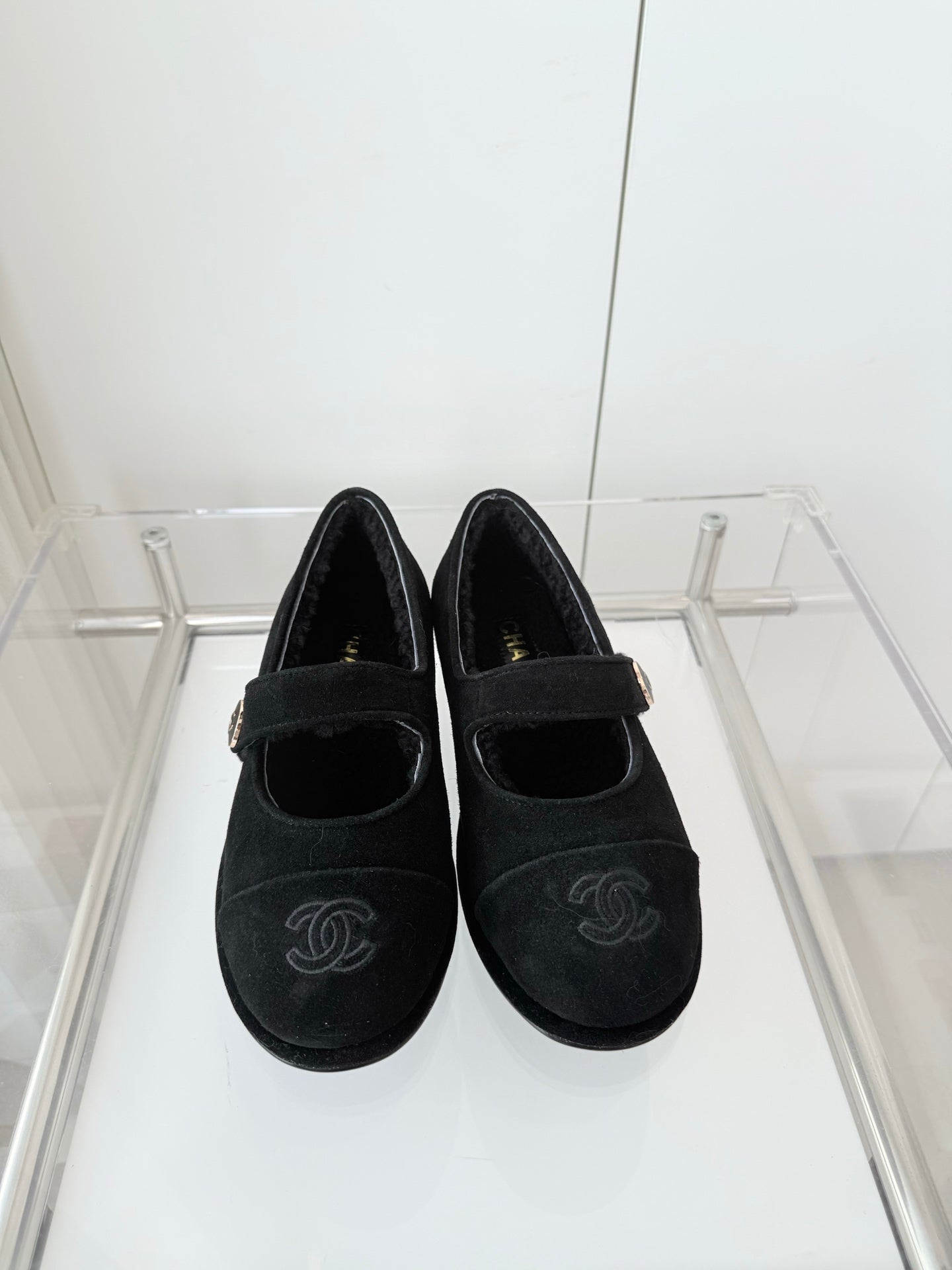 CC 25 Ballet Flats Black Suede 411483