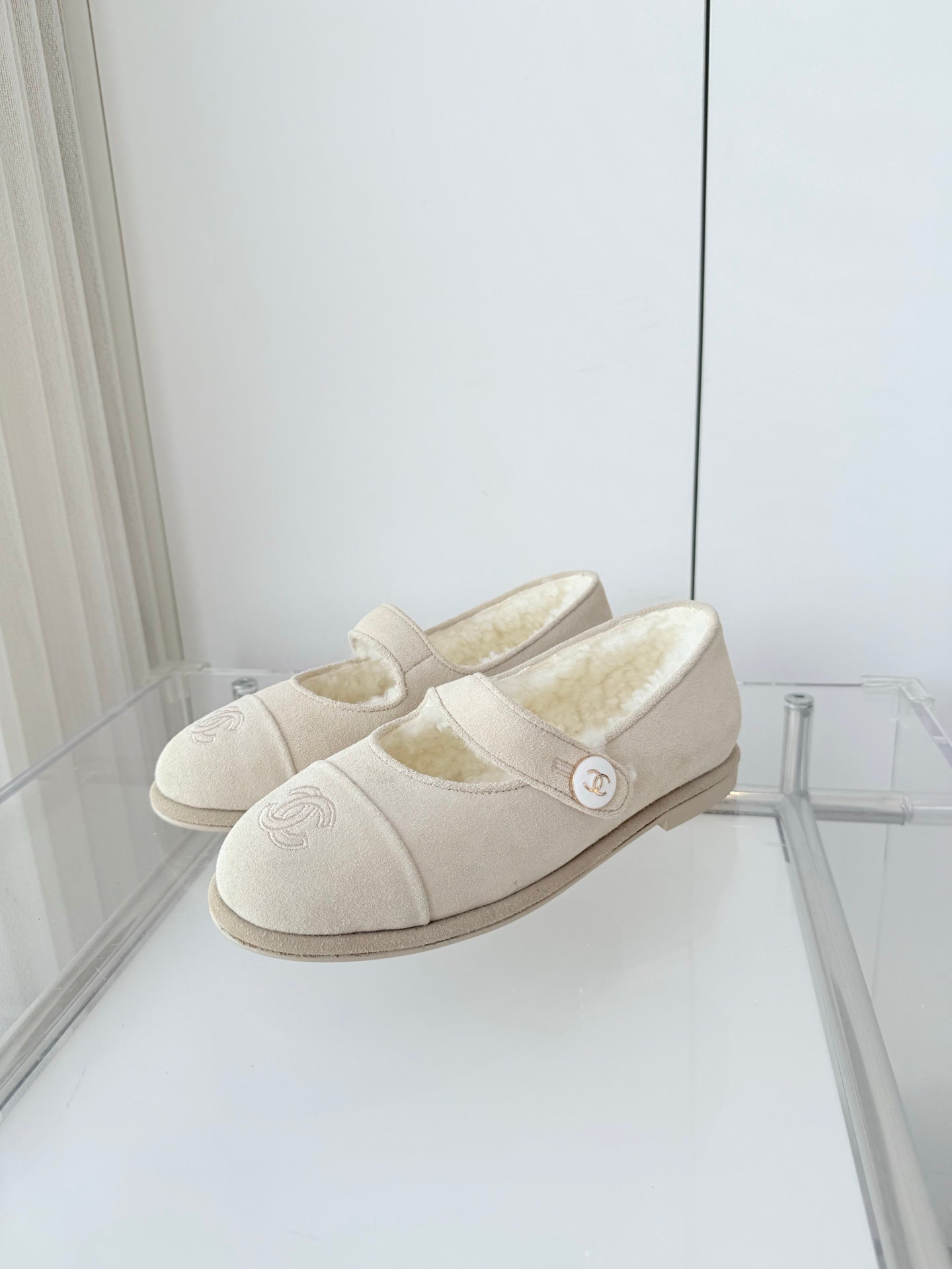 CC 25 Ballet Flats Light Beige Suede 411485