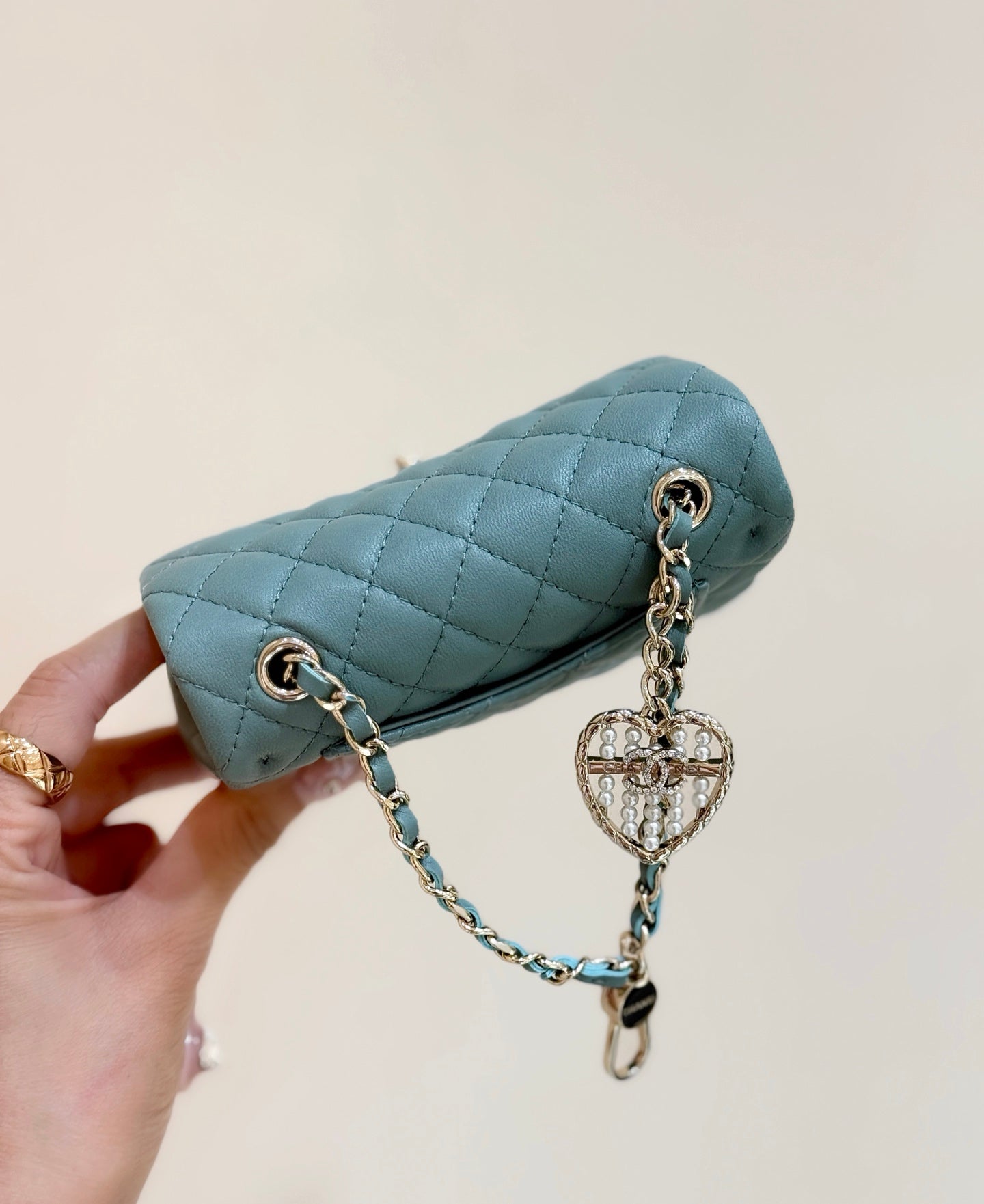 CC 25A super mini bag dusty turquoise lambskin