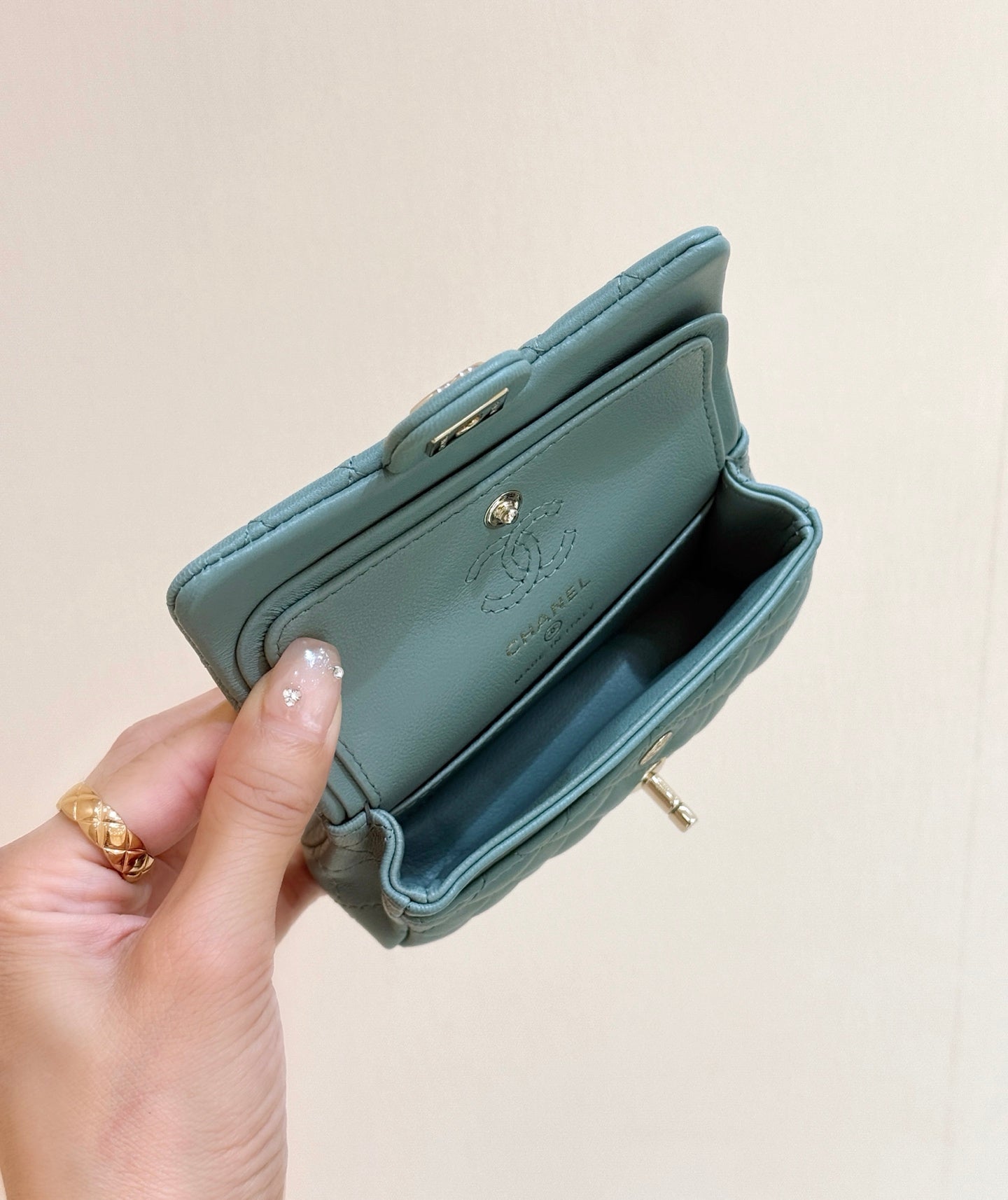 CC 25A super mini bag dusty turquoise lambskin