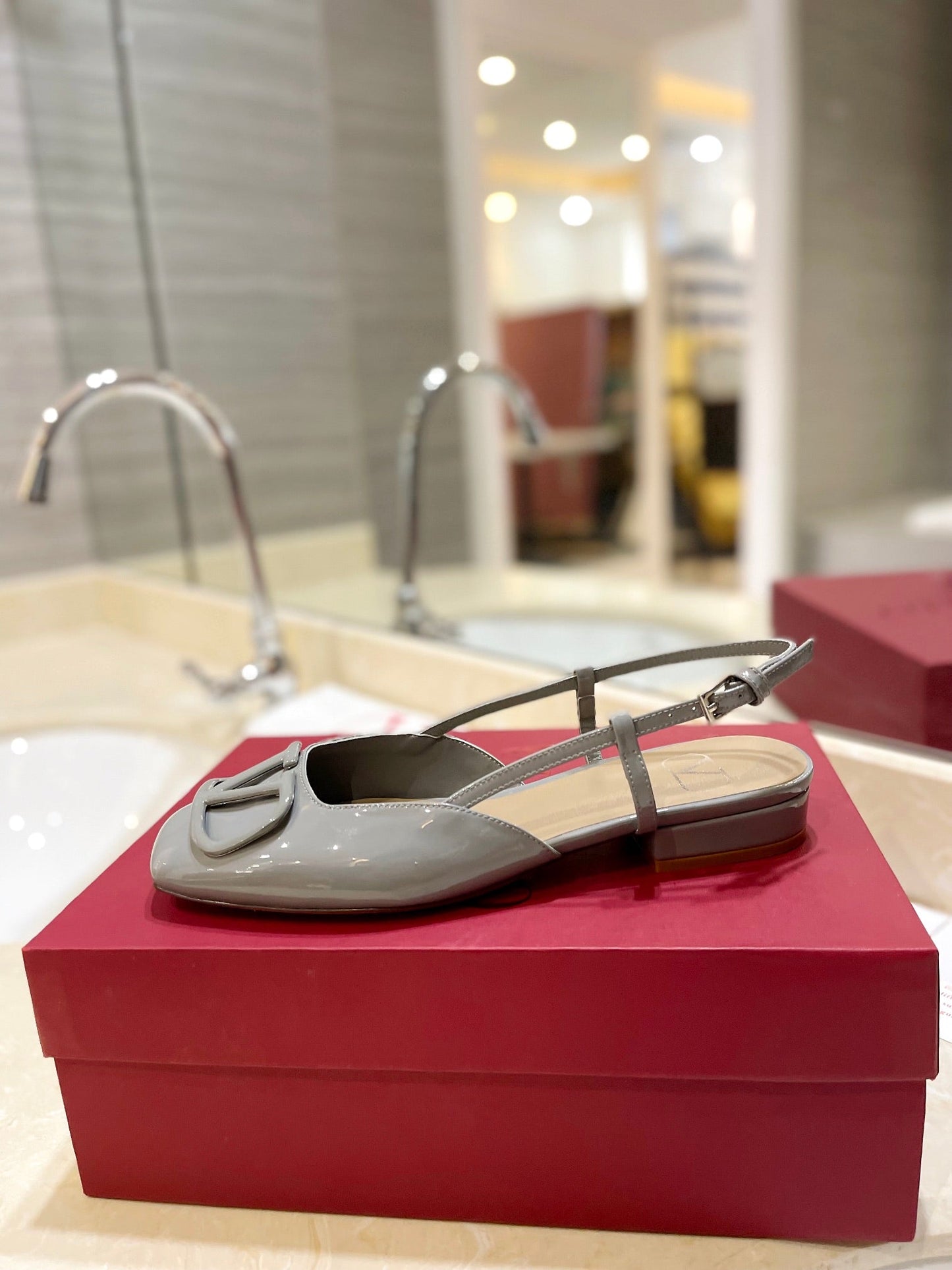 VLOGO GREY PATENT LEATHER SLINGBACK FLATS