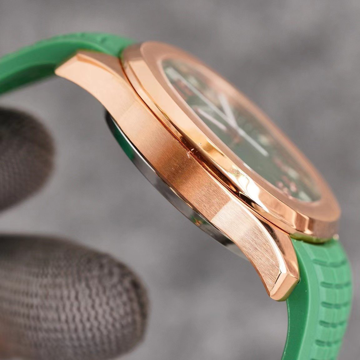 AQUANAUT 5167R-001 ROSE GOLD CASE