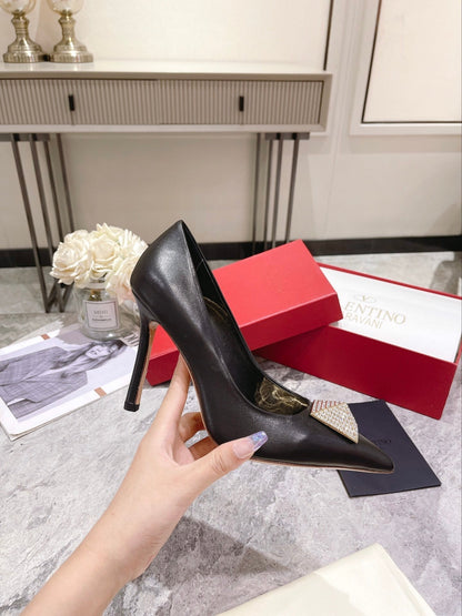 VT 25 Toe Pumps Diamond Black Sheepskin