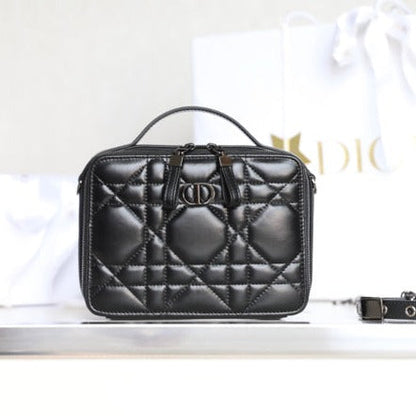 CARO BOX BAG 19 IN BLACK CALFSKIN