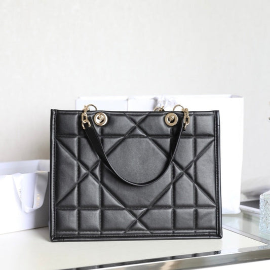 LARGE TOTE BOOK 36 BAG IN BLACK CALFSKIN