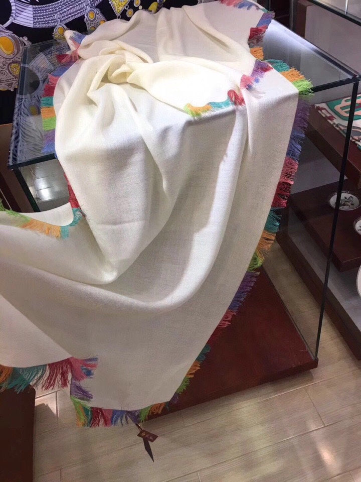 LP Scarf 190 CM In White Colorful Cashmere 656978