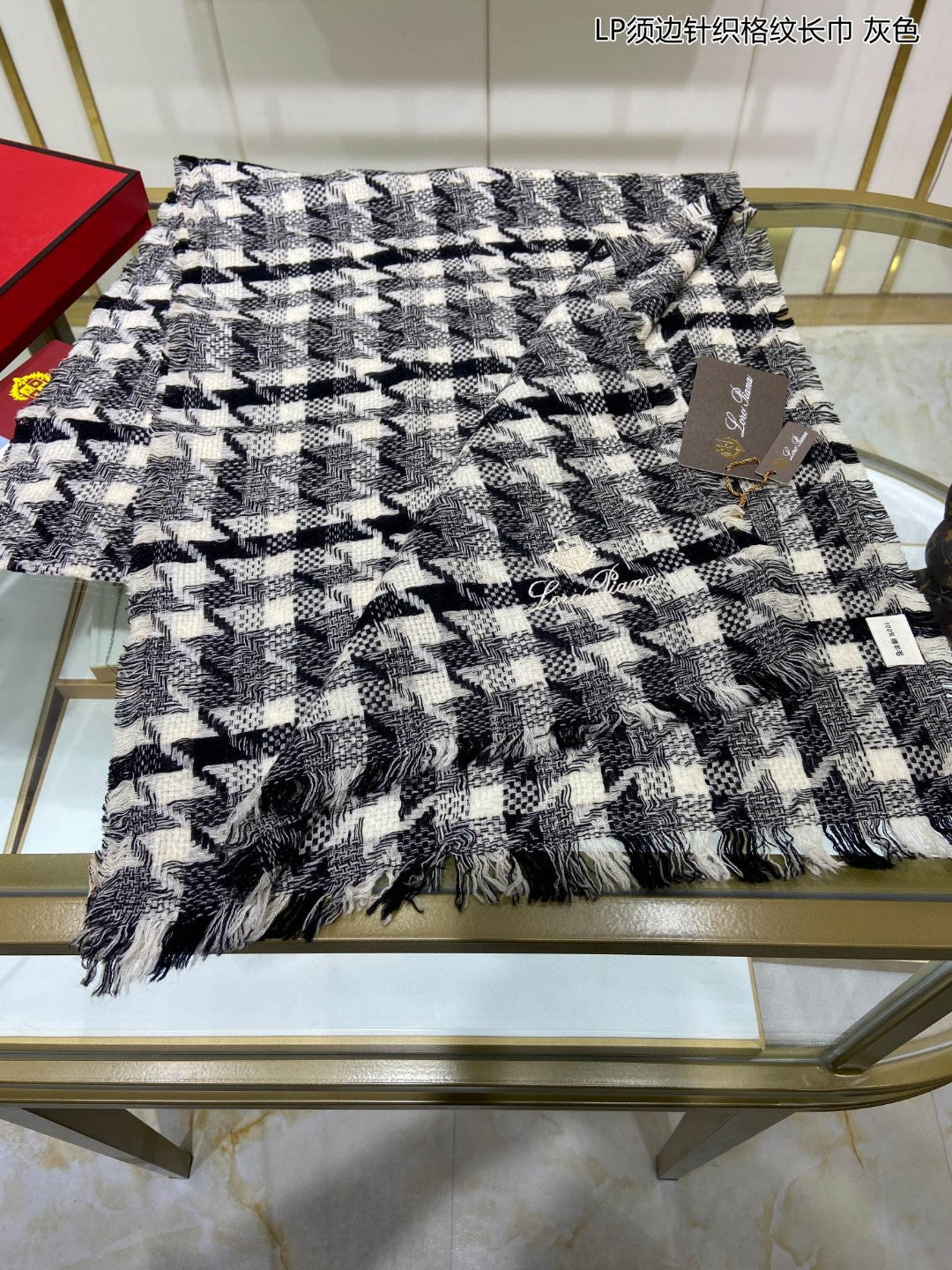LP Opposite Scarf 190 CM In Black White Cashmere  667373