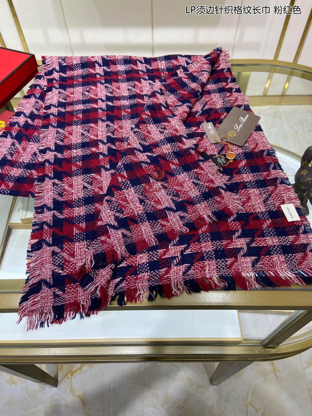 LP Opposite Scarf 190 CM In Colorful Cashmere 667374