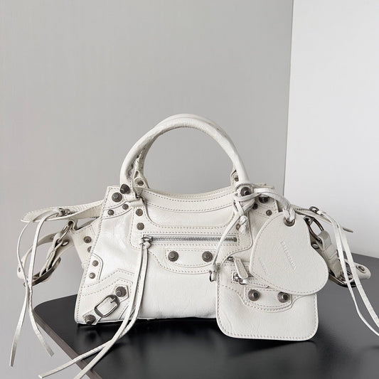 Balenciaga Neo Cagole scooter bag white lambskin 555322