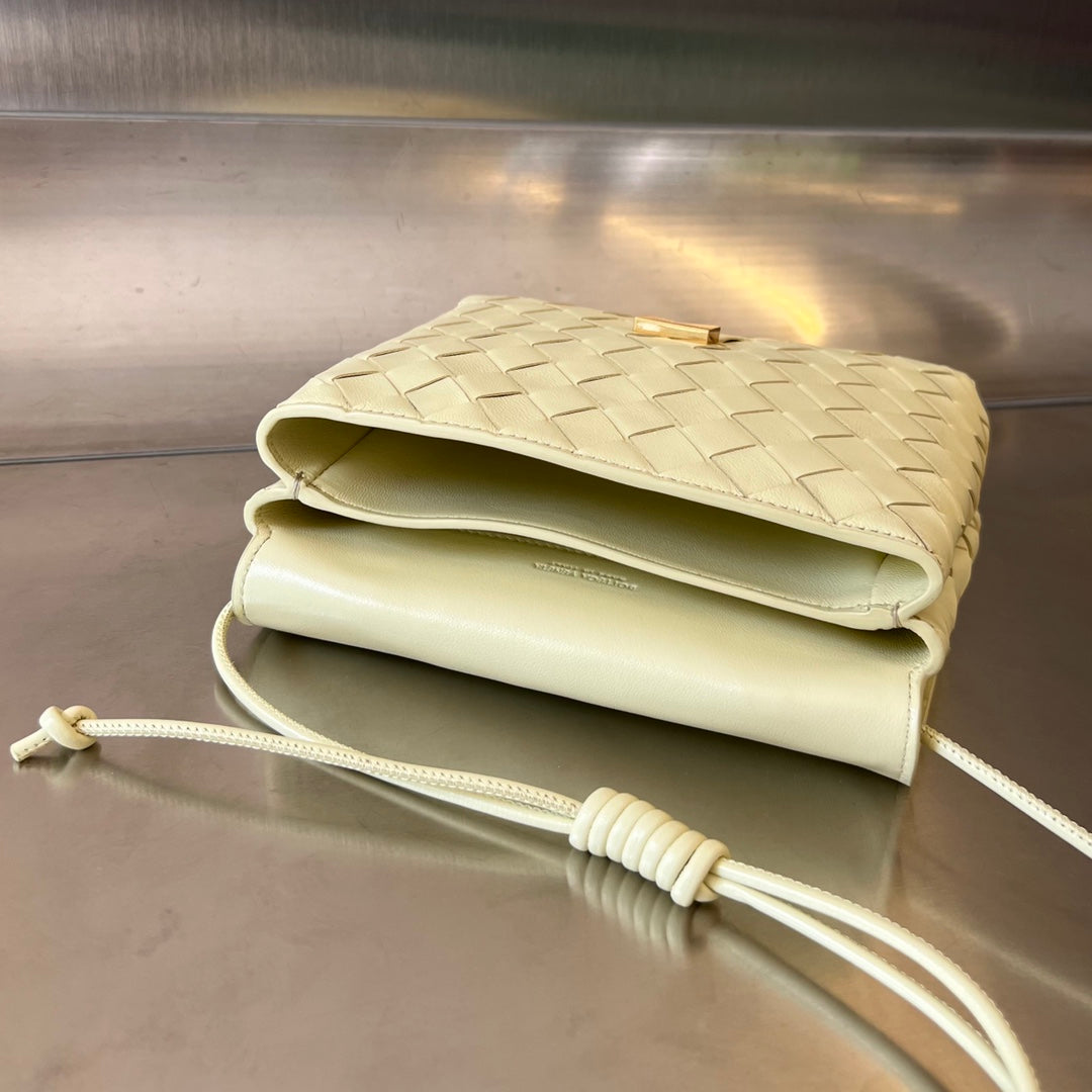 BV Mini Crossbody Bag 19cm Light Yellow Calfskin Ghw
