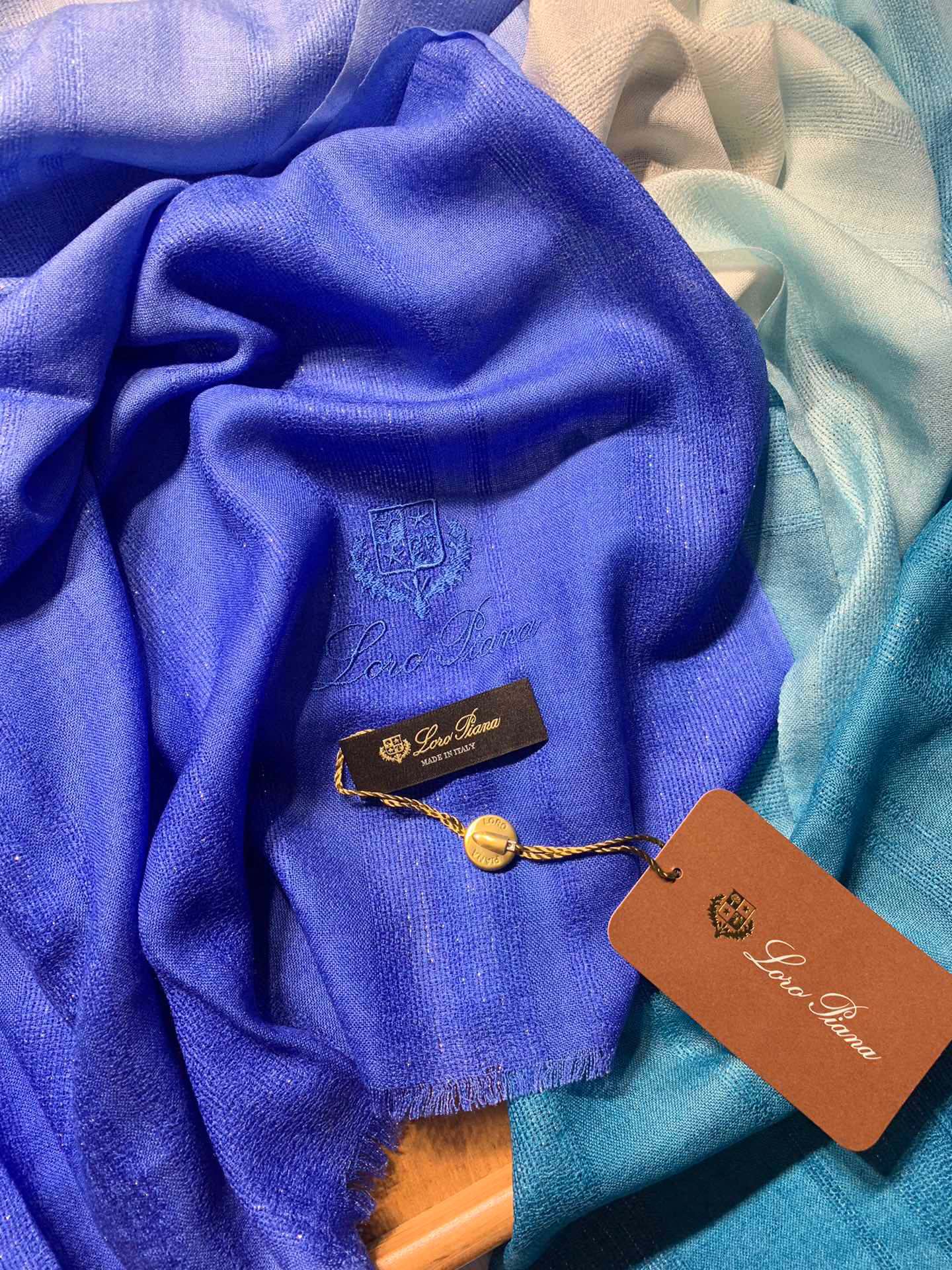 LP Scarf 190 CM In Blue White Gradient Dark Green Cashmere And Silk 945595