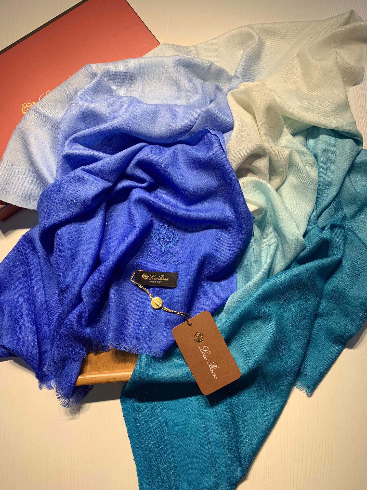 LP Scarf 190 CM In Blue White Gradient Dark Green Cashmere And Silk 945595