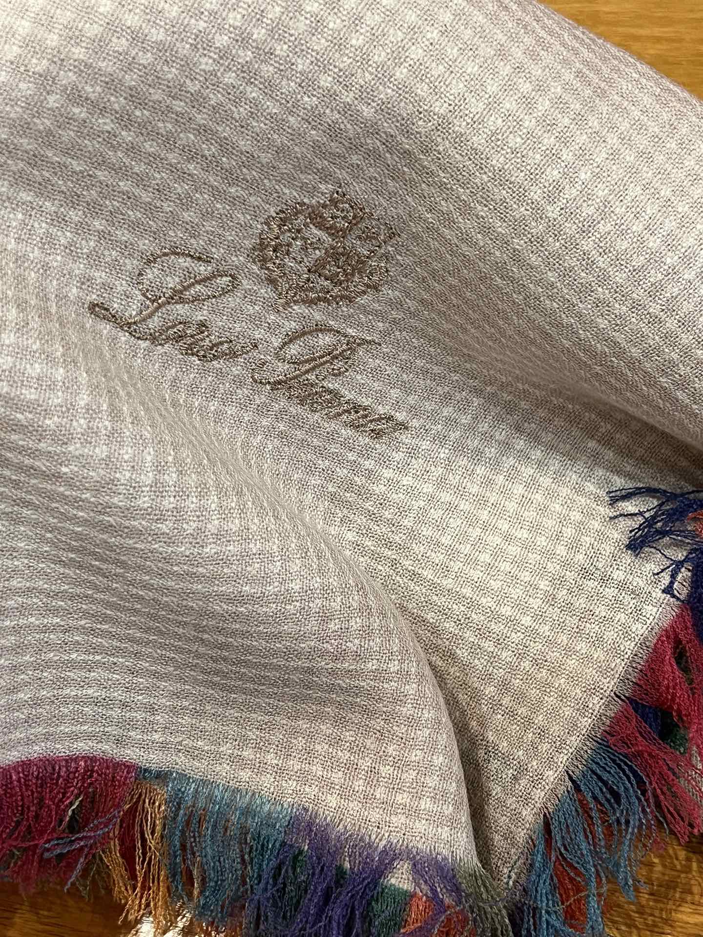 LP Scarf 190 CM In Light Beige Colorful Waffle Fabric Woven 975483