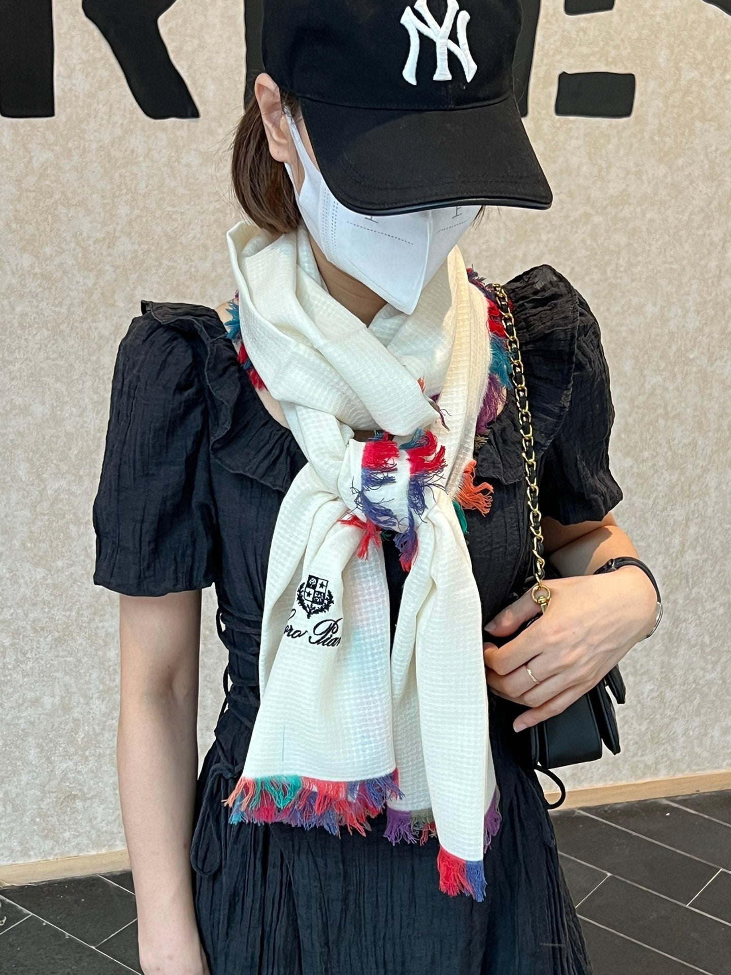 LP Scarf 190 CM In White Colorful Waffle Fabric Woven 975484