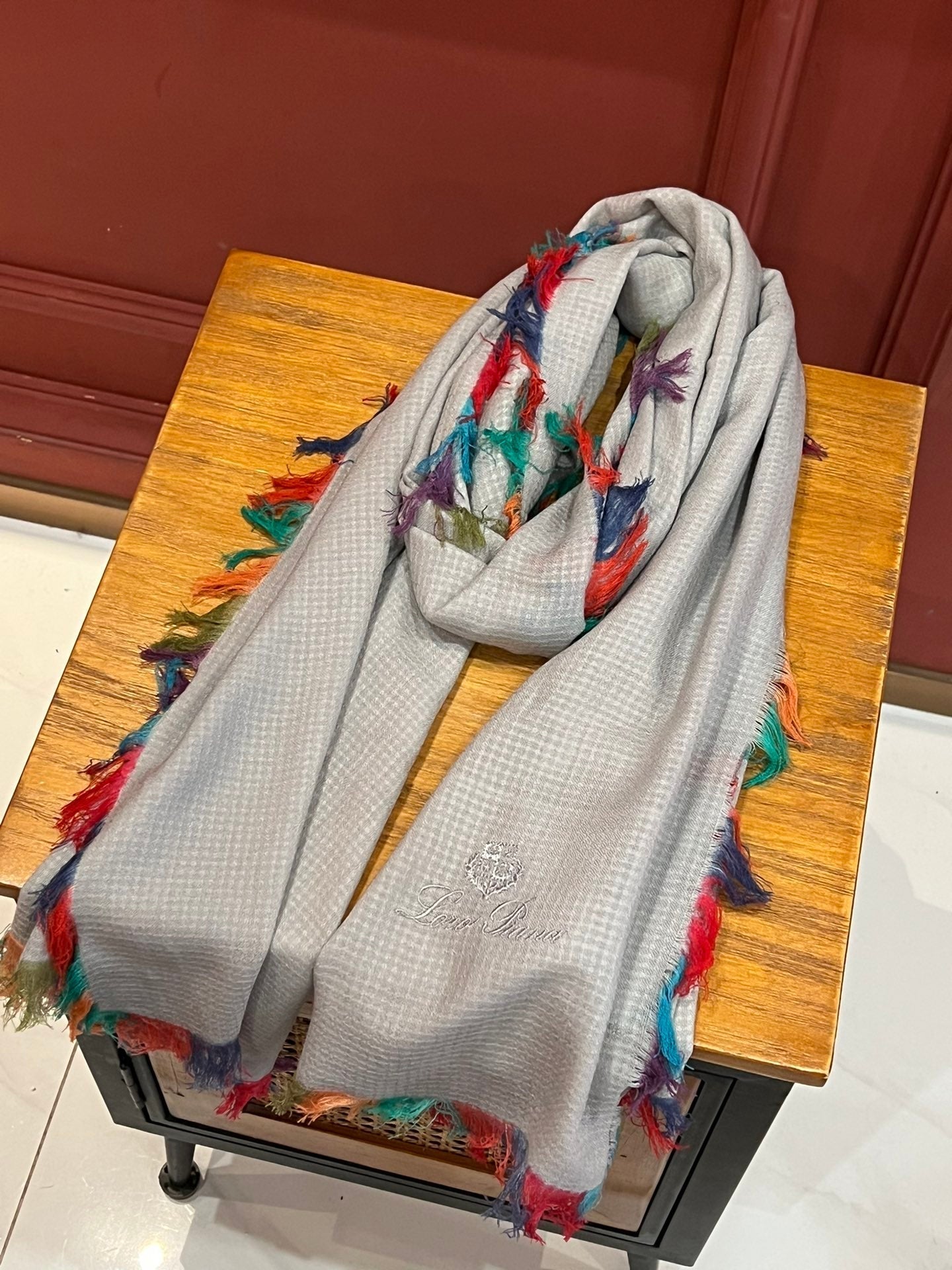 LP Scarf 190 CM In Light Grey Colorful Waffle Fabric Woven 975485
