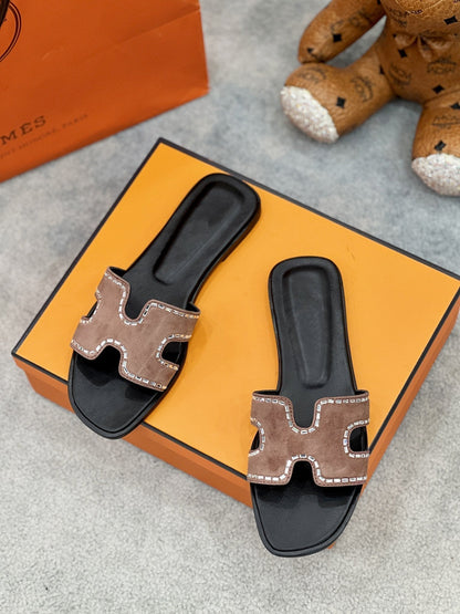 0ran sandal sienna black suede goatskin