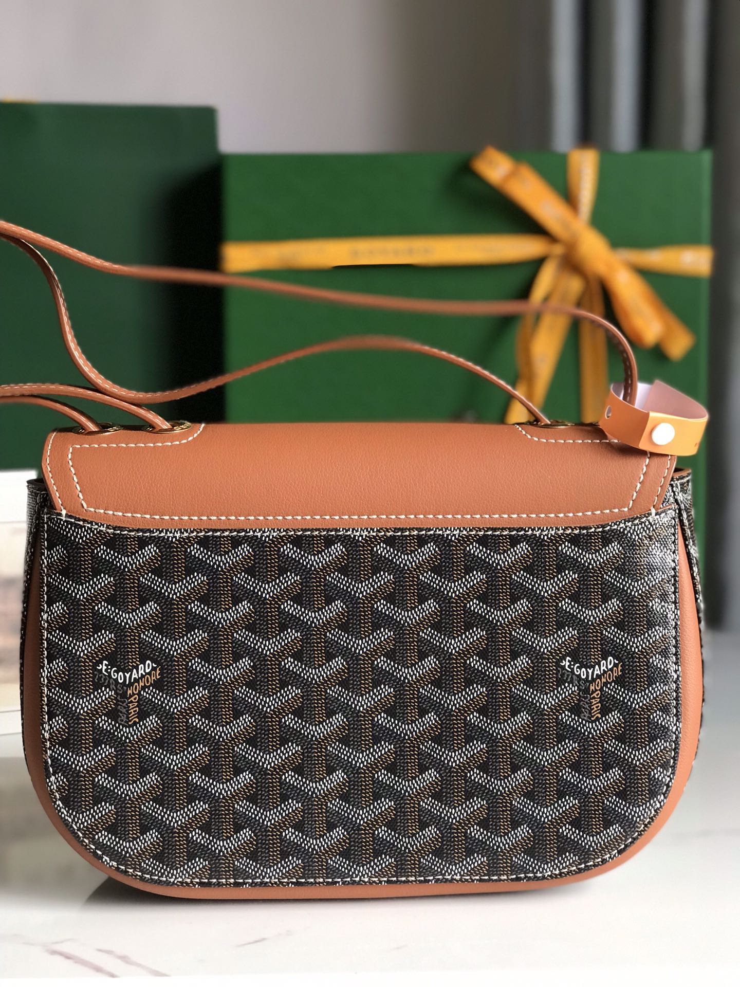 233 BAG 25 IN TAN CALFSKIN AND BLACK GOYARDINE CANVAS
