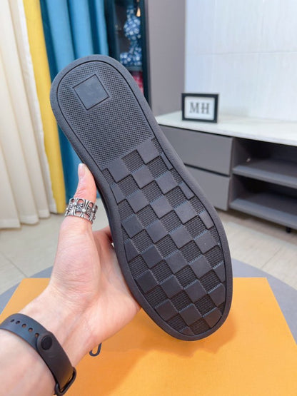 LV RIVOLI BLACK MONOGRAM