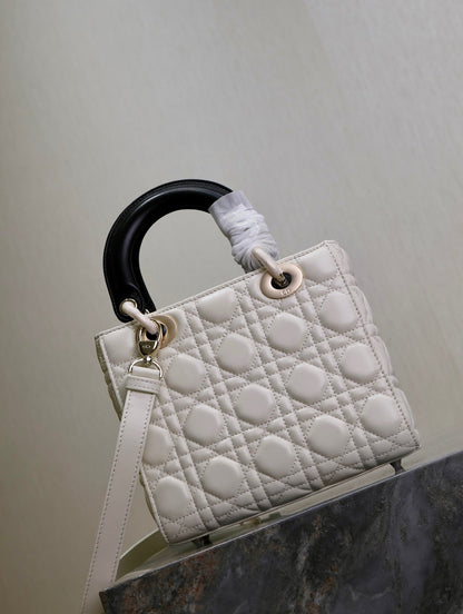 Lady Bag 17cm White Black Lambksin