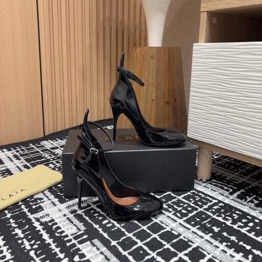 Alaia Decollete Pumps 105mm In Black Glossy Cowhide 121909