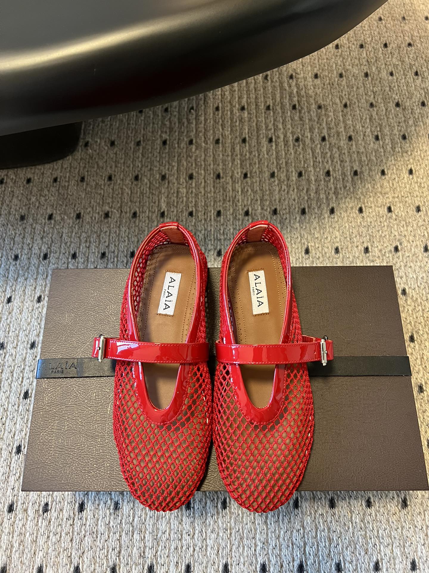 Alaia 25 Women's Ballet Flat Red Sheepskin 303702