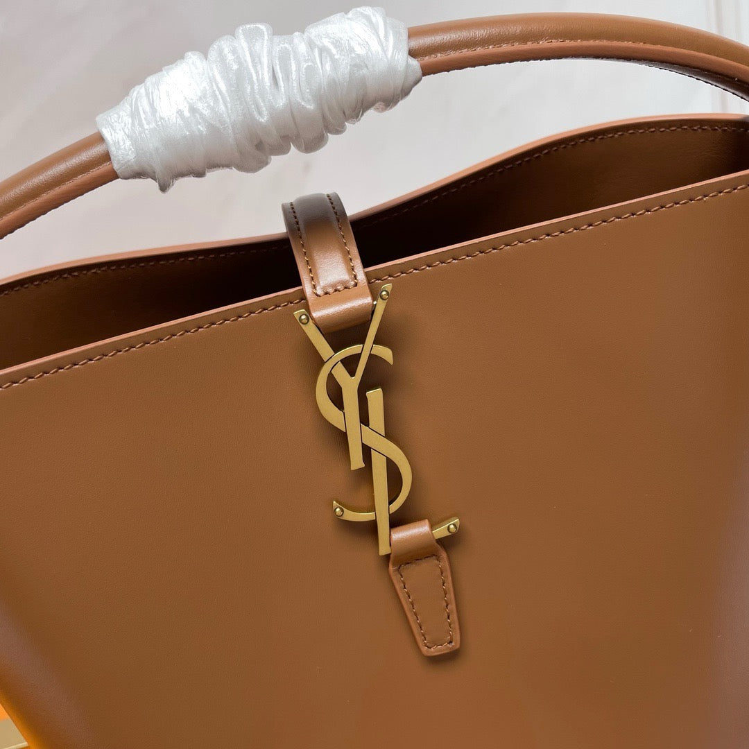 Le 5a7 Small 23cm Dark Brown Smooth Calfskin