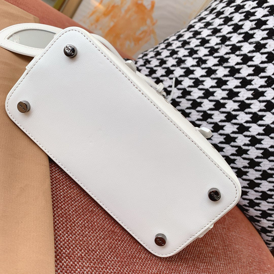 Alaia Mina 16 Bag White Vienne Wave Calfskin