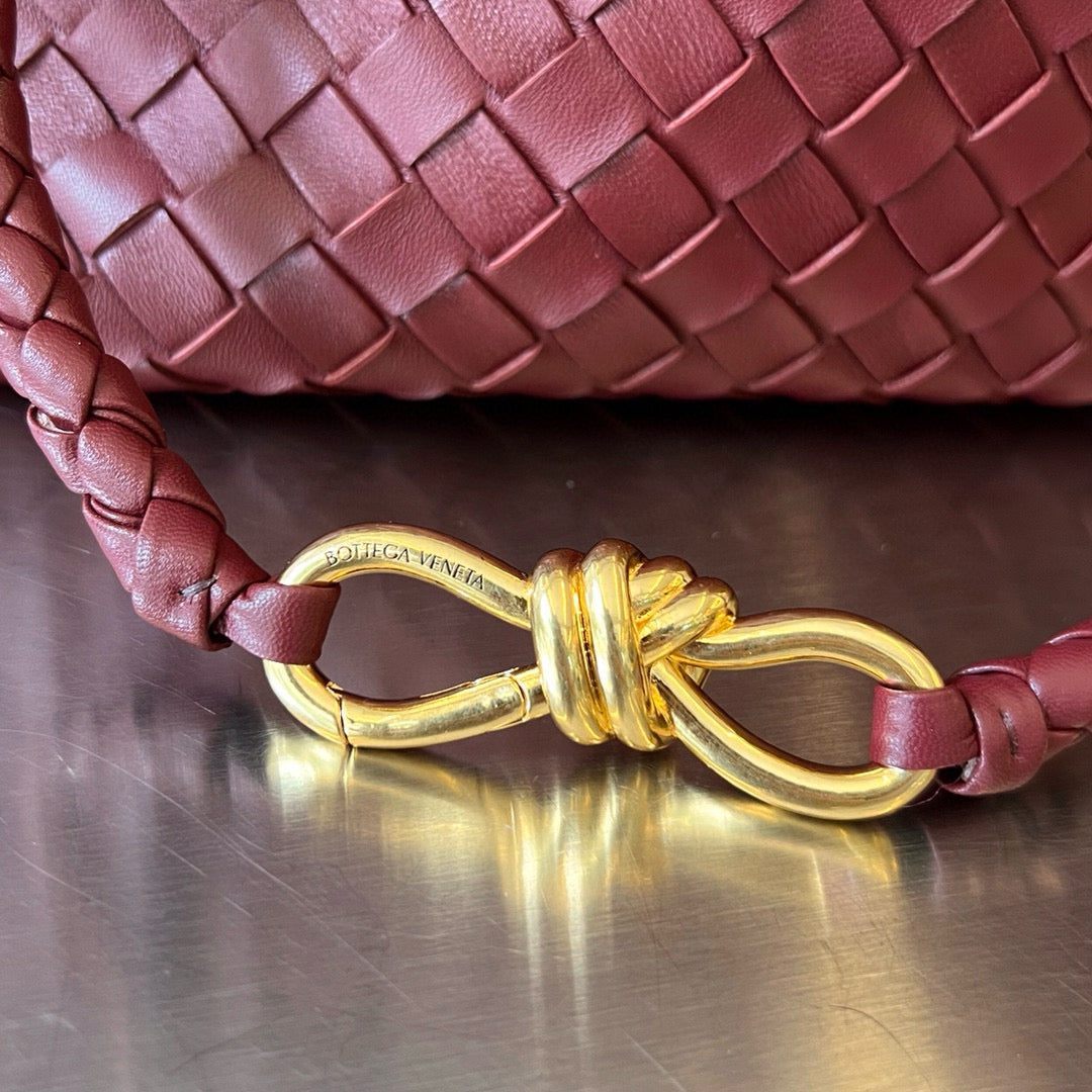 BV LARGE ANDIAMO 45CM DARK RED LAMBSKIN