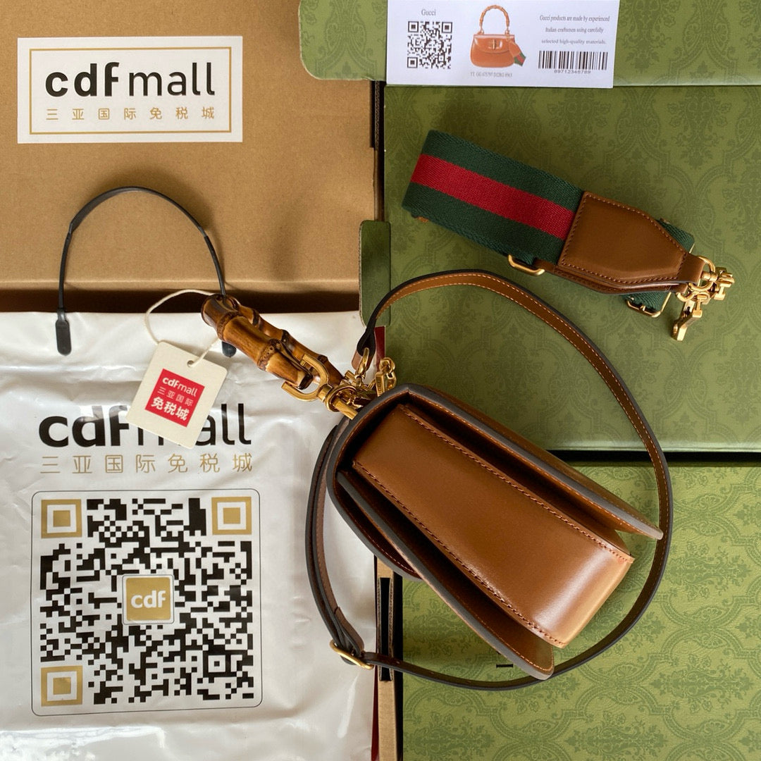BAMBOO TOP HANDLE BAG 21 IN BROWN CALFSKIN