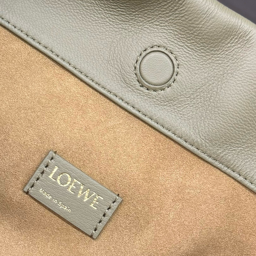 Loewe Flamenco Lucky Bag 30 Eucalyptus Green Nappa Lambskin