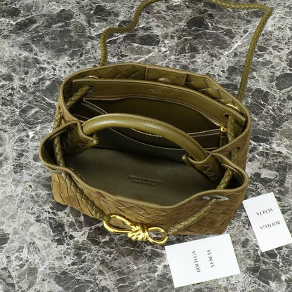 BV Andiamo 25cm Bag Rich Olive Green Suede