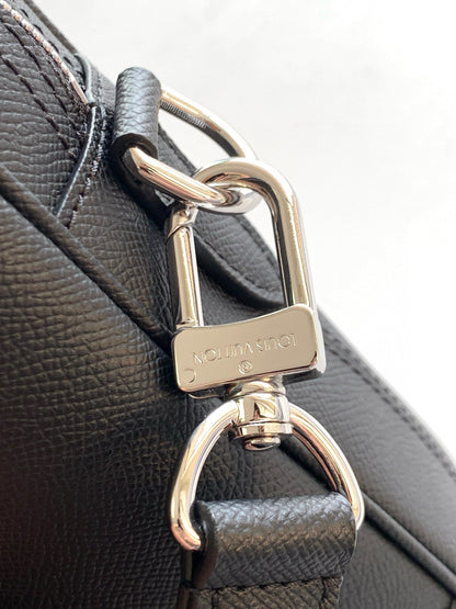 LV Porte-Documents Voyage PM Handbag Black Taiga leather