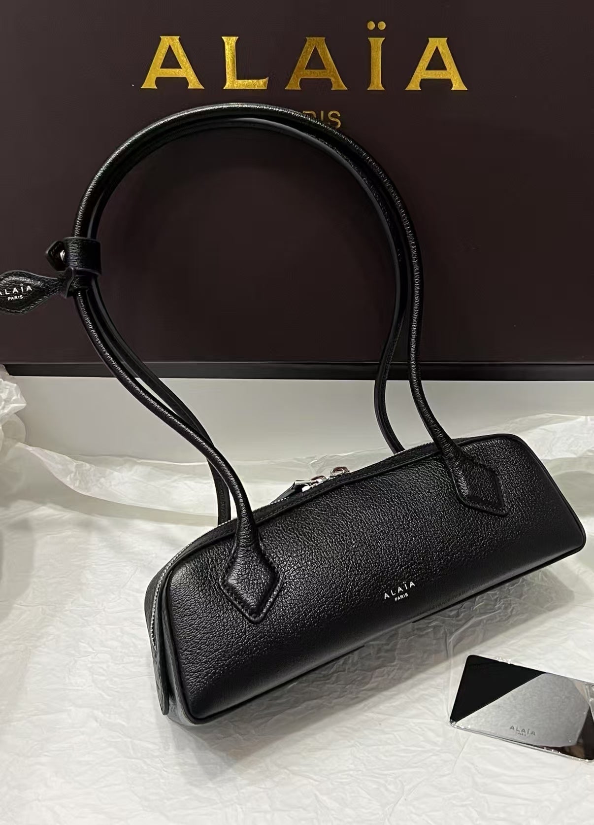 ALAIA 27 Le Teckel Medium Bag Black Lambskin