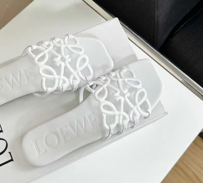 Loew Petal Anagram Leather Slides White