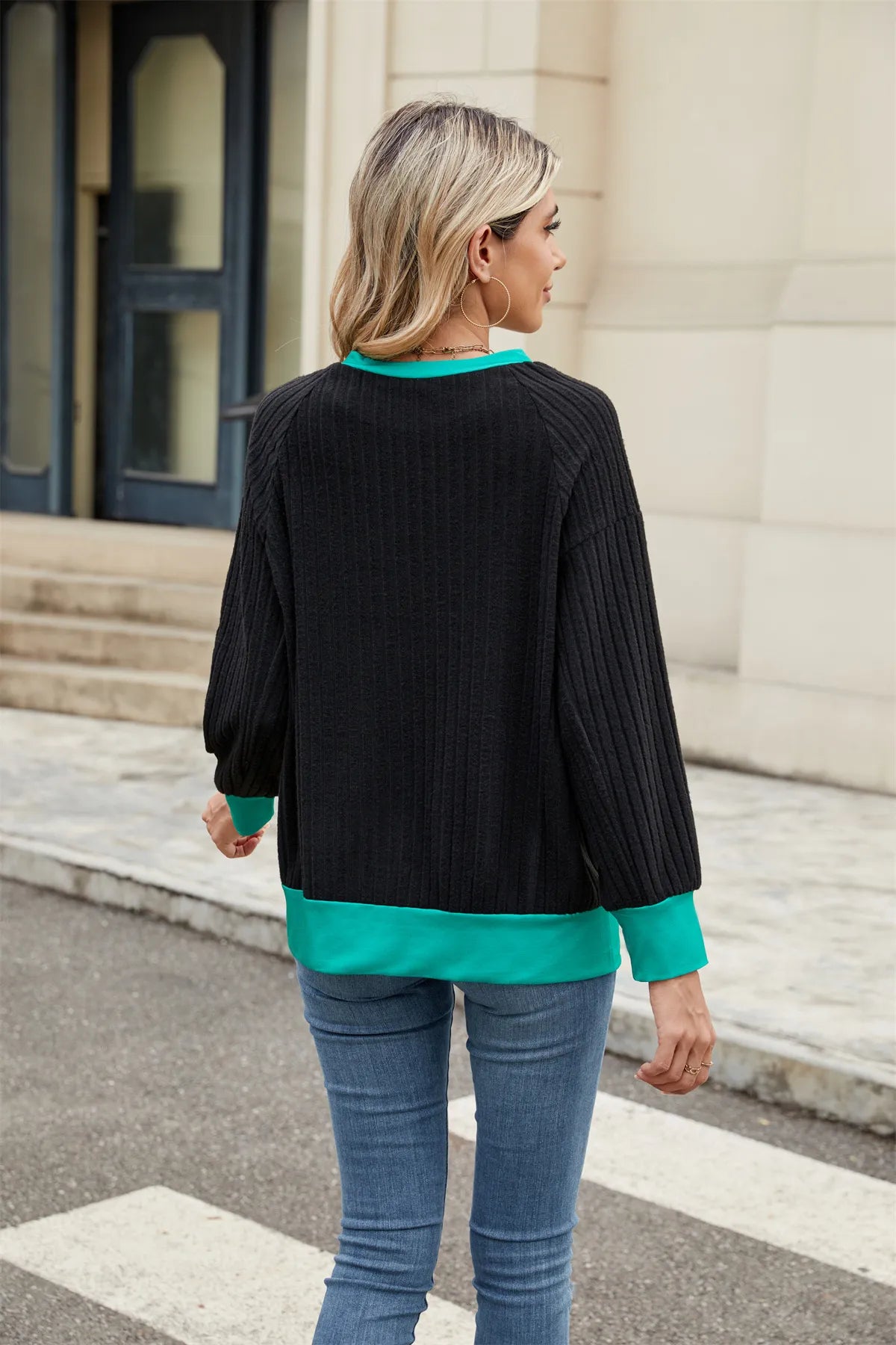 Pullover Leona – Mühelose Eleganz für den Alltag