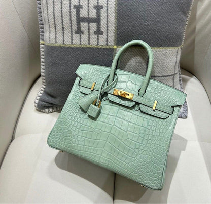 HM BIRKIN 25cm D'Eau Matte Alligator Leather Gold Hardware