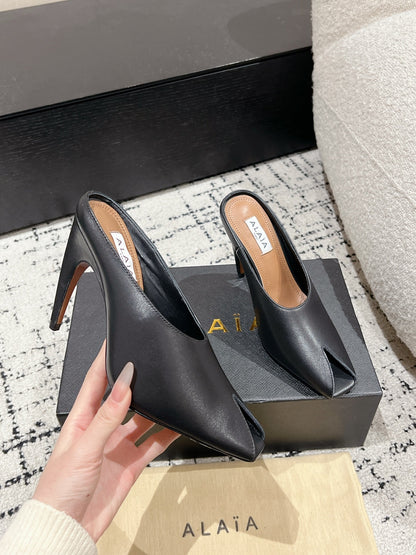 Alaia 25 Spike High Heel Mules Black Lampskin 293181
