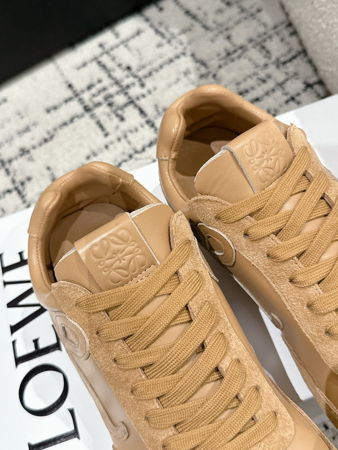 Loewe 25 Ballet Runner 2.0 Sneaker Beige Suede