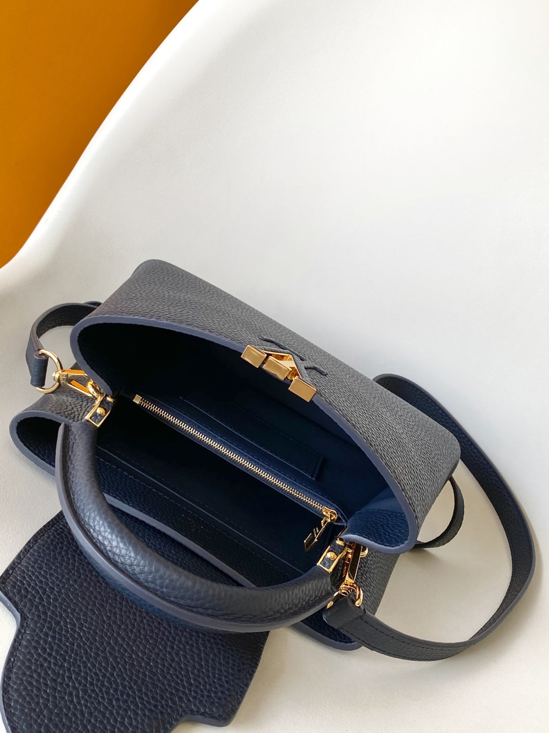 Capucines BB Bag Dark Blue Taurillon leather 251686
