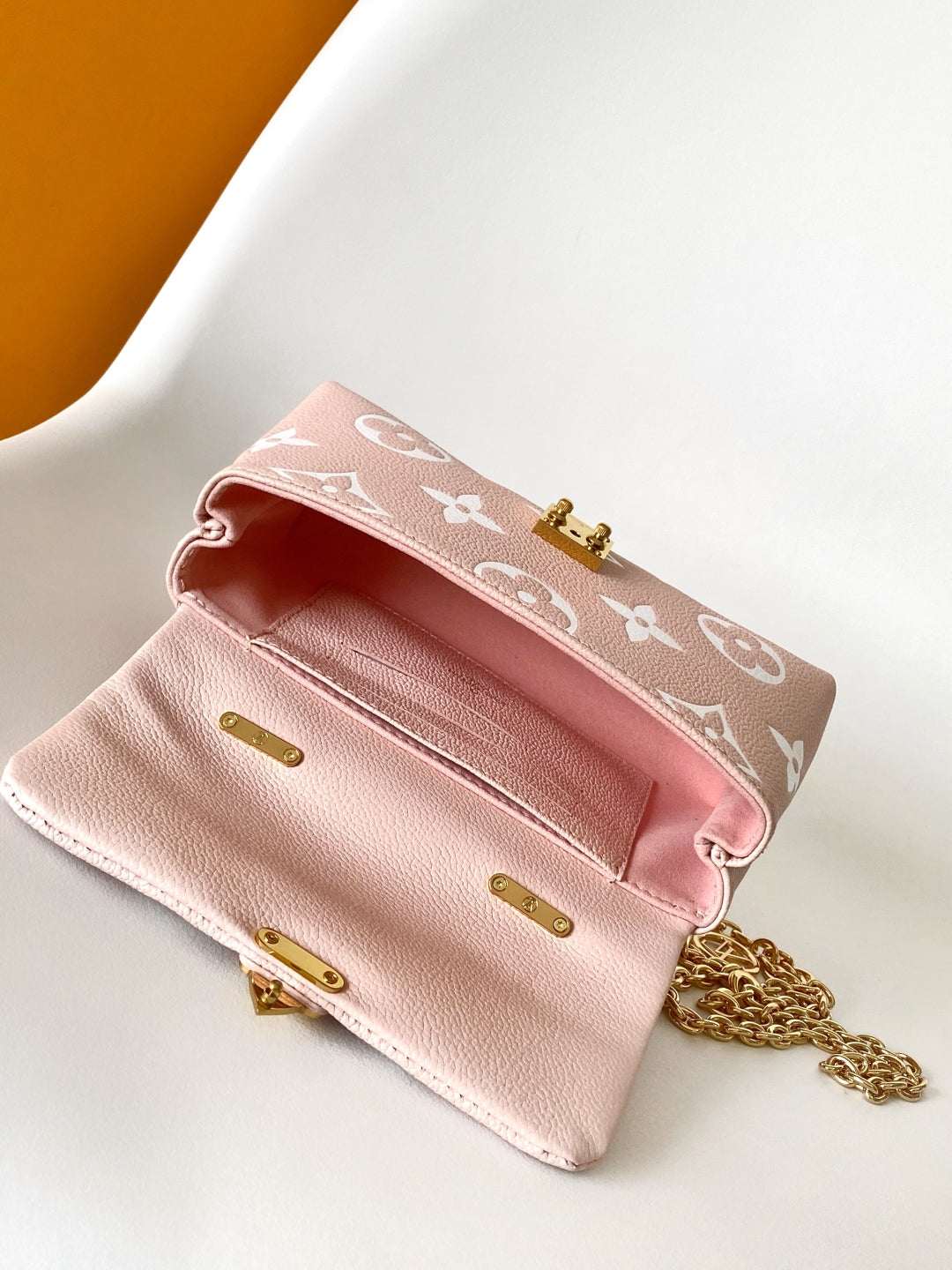 LV Nano Madeleine bag 21cm Pink White Cowhide 252077