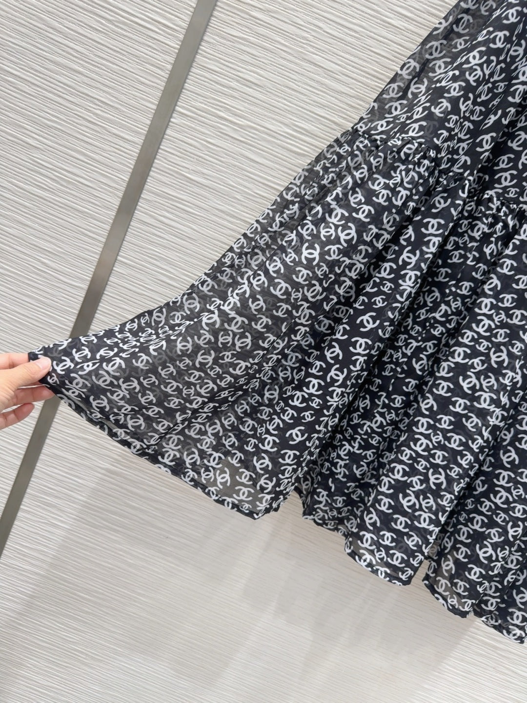 CC 2025 Double C Printed Skirt Black White Polyester Fiber