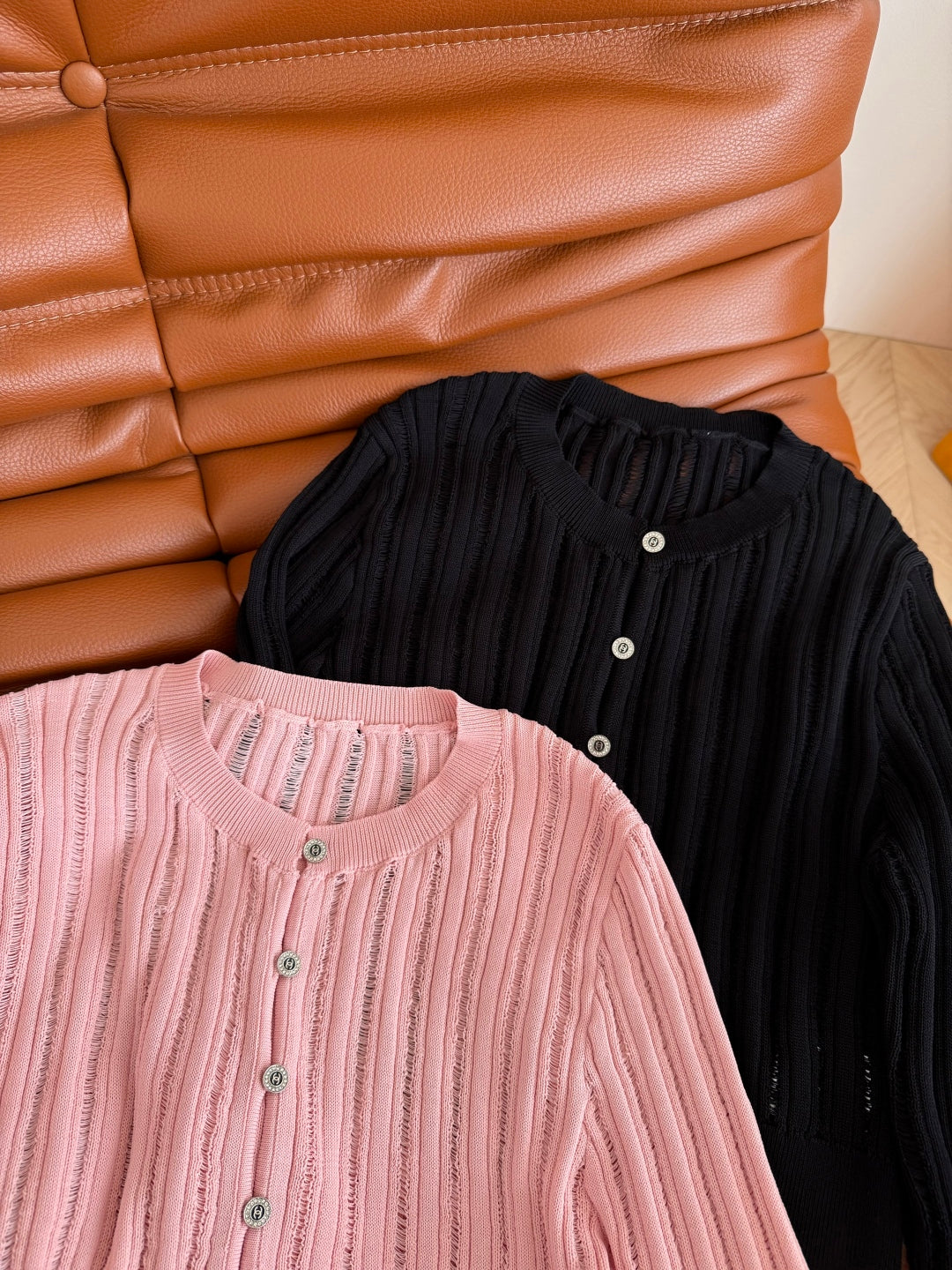 CC 25 Cardigan Black Pink Wool