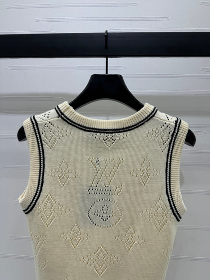 LV 25C Knitted Vest 228788