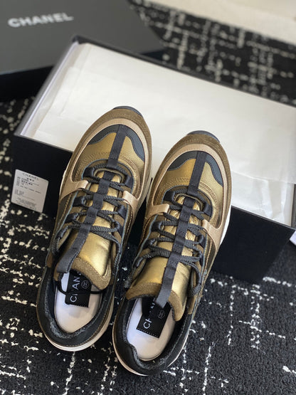CC 25 Sneaker Gold Suede Sheepskin 352724