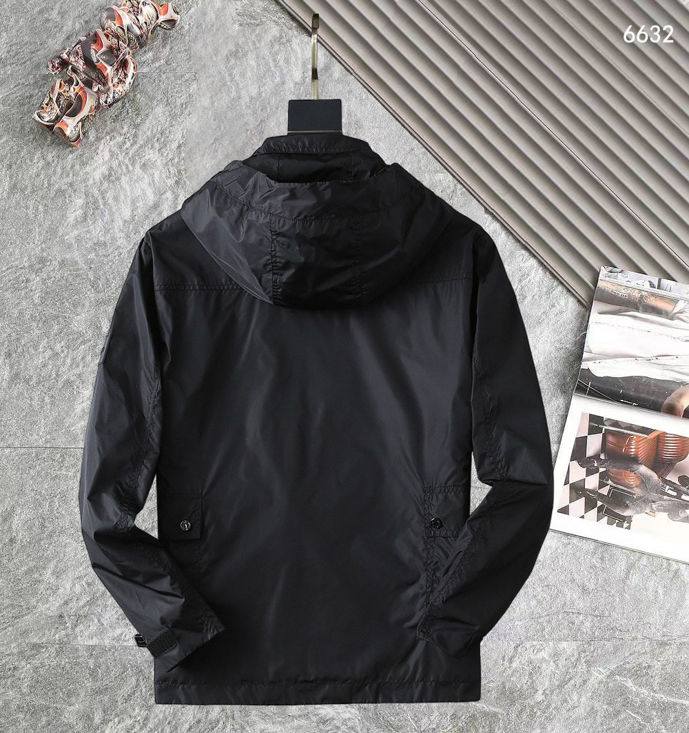 LV BLACK HOODED JACKET 238974