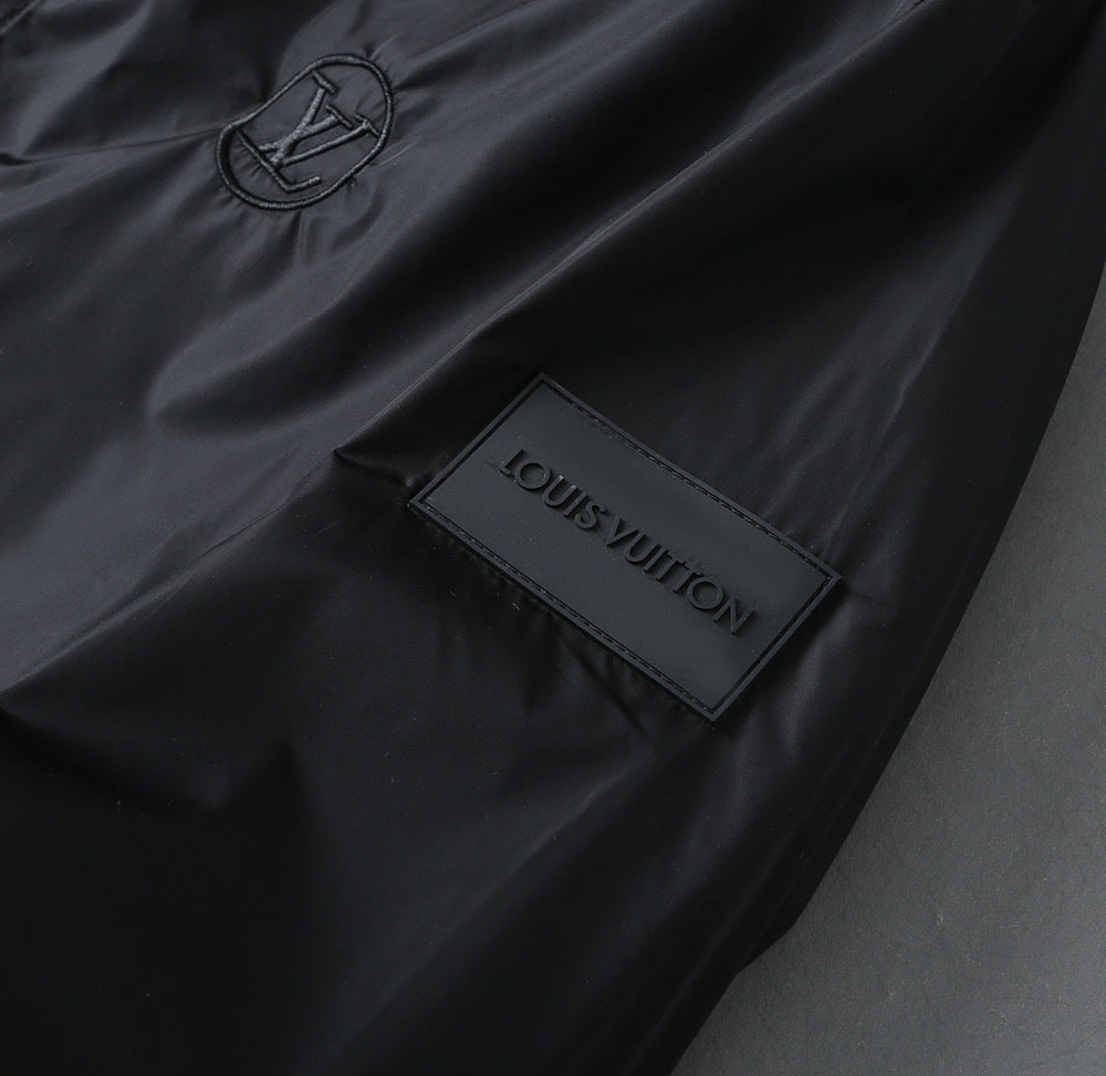 LV BLACK HOODED JACKET 238974