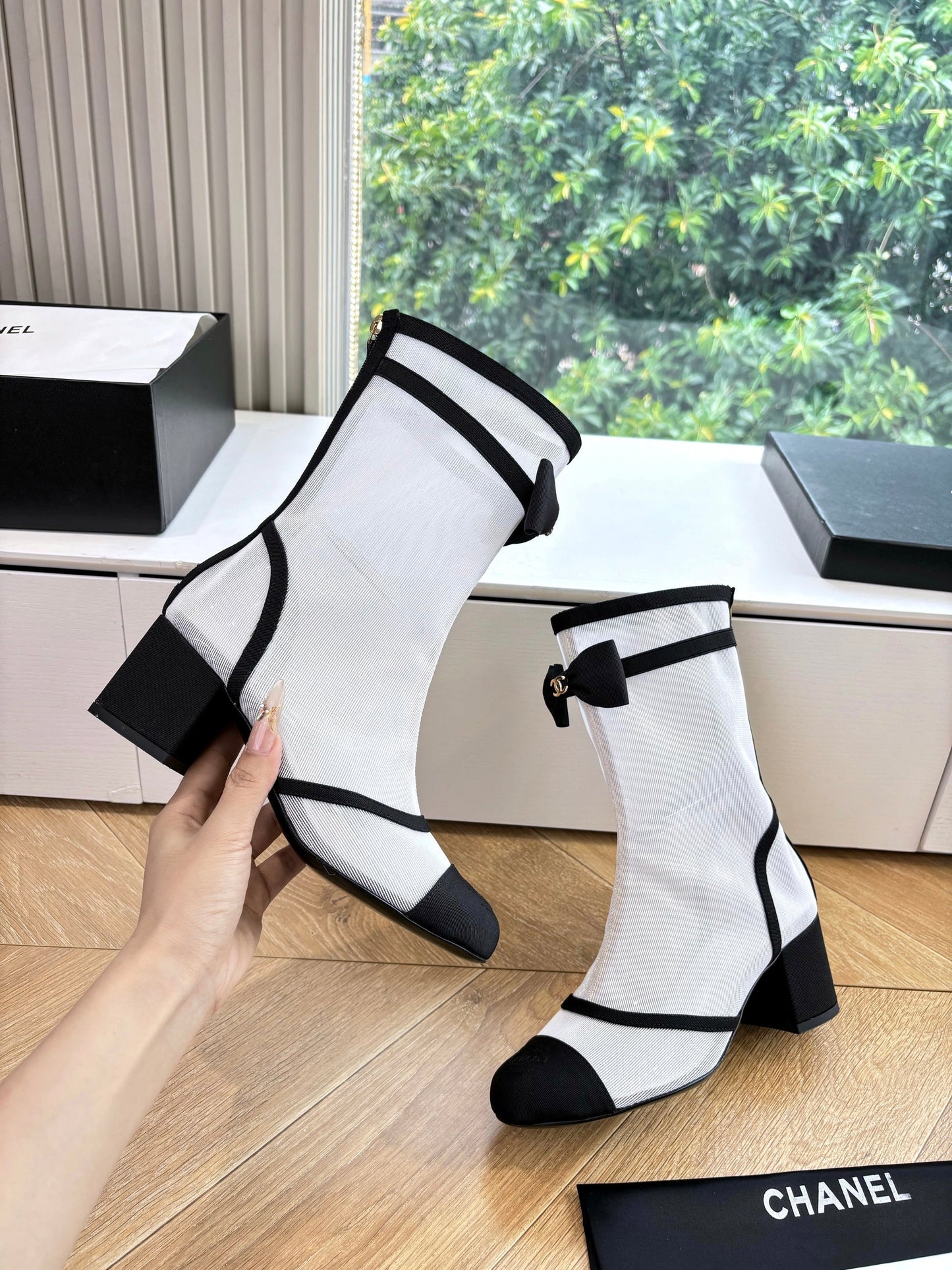 CC 25 Short Boot White Mesh Black Bow 430323