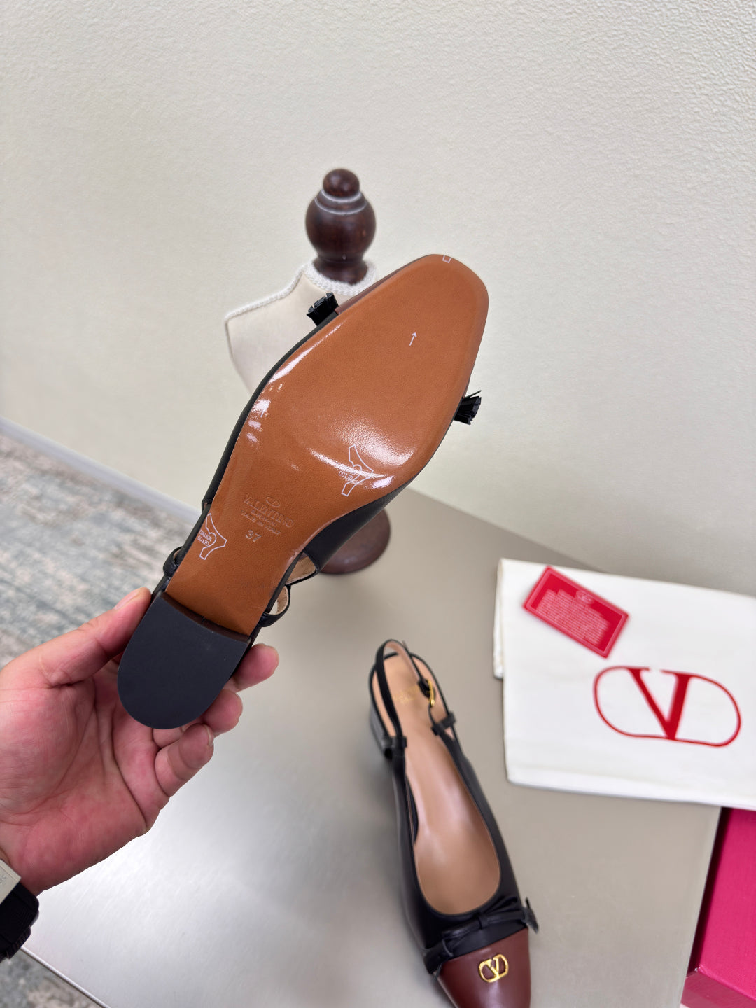 VT 25 Valet Du Roi Slingback Black Brown Calfskin